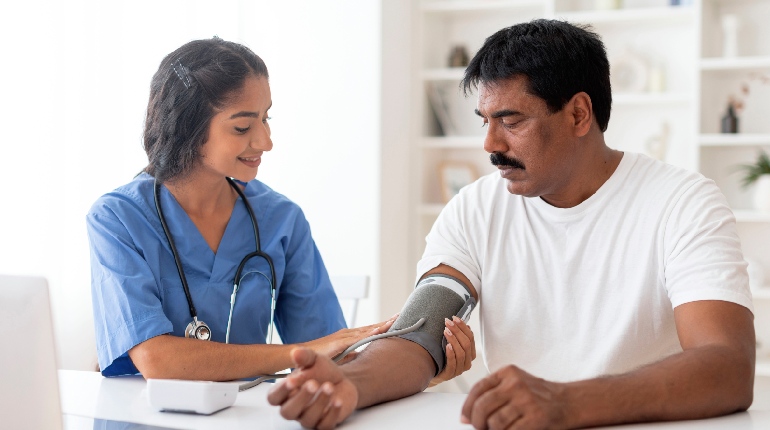 How Does Specialized Senior Living Transform Life for Elders with Chronic Lifestyle Disorders